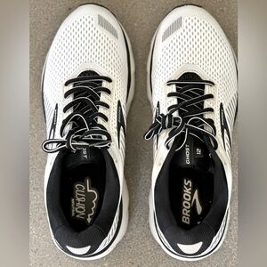 Brooks Men’s Ghost 12 Running Shoe Brand New Size 10